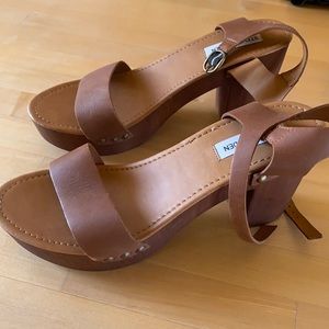 Steve Madden high heel wooden platform sandal